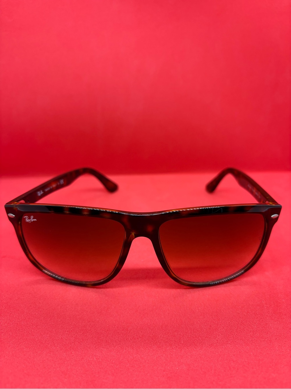 Ray-Ban Unisex Classic Tortoiseshell Sunglasses